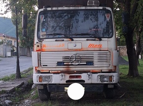 Mercedes Atego 1622 1985