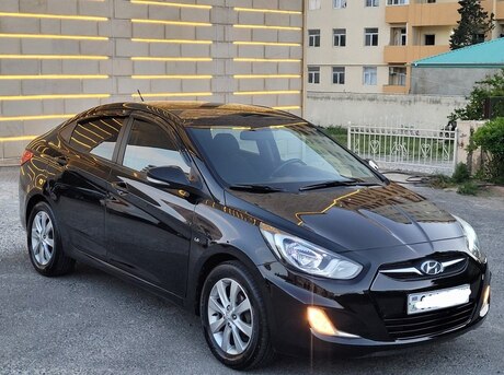 Hyundai Accent 2011