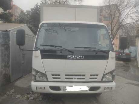 Isuzu NPR 66 P 2009