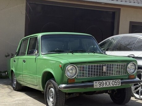 LADA (VAZ) 21011 1984