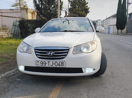 Hyundai Elantra 2010