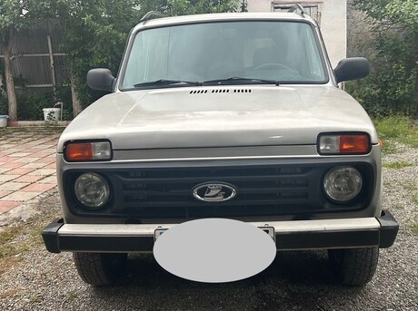 LADA (VAZ) Niva 2000
