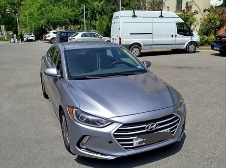 Hyundai Elantra 2017