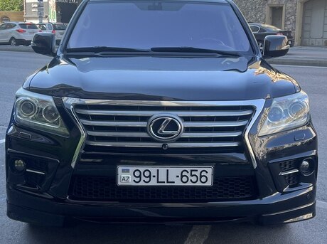 Lexus LX 570 2013