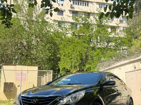 Hyundai Sonata 2012