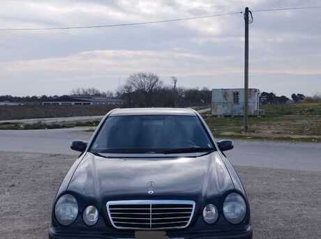 Mercedes E 240 2000