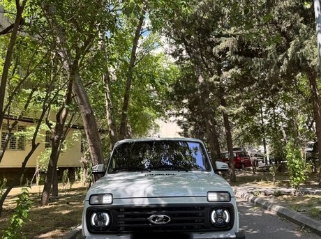 LADA (VAZ) Niva 2024