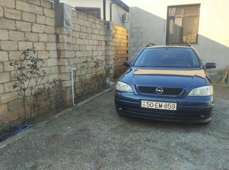Opel Astra 2000