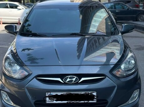 Hyundai Accent 2011