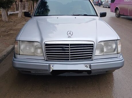 Mercedes E 220 1993
