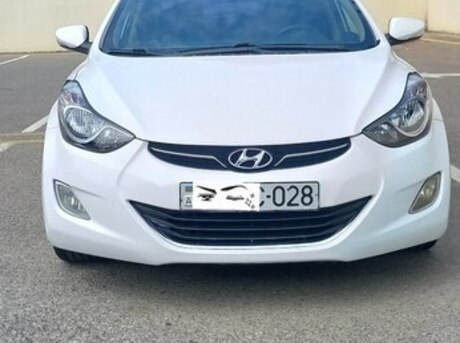 Hyundai Elantra 2012