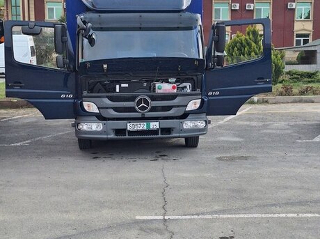 Mercedes Atego 818 2012