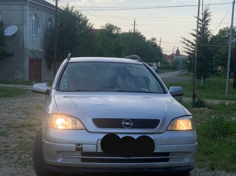 Opel Astra 1998