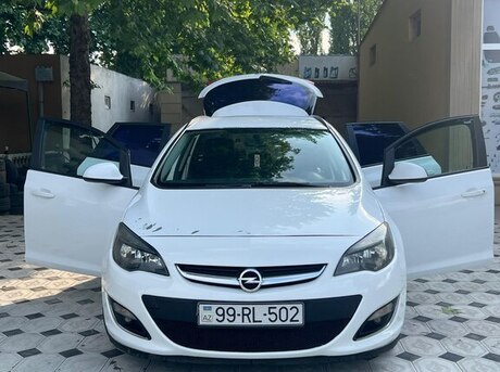 Opel Astra 2013