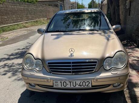 Mercedes C 200