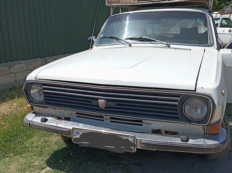 GAZ 24 1988