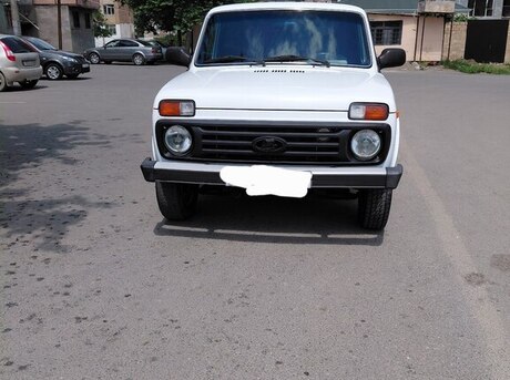 LADA (VAZ) Niva 2013