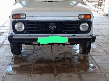 LADA (VAZ) Niva 2009
