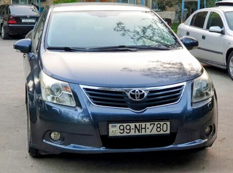 Toyota Avensis 2011