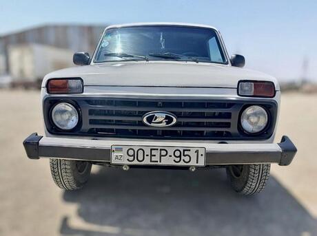 LADA (VAZ) Niva 2008