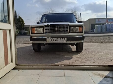LADA (VAZ) 2107 2011