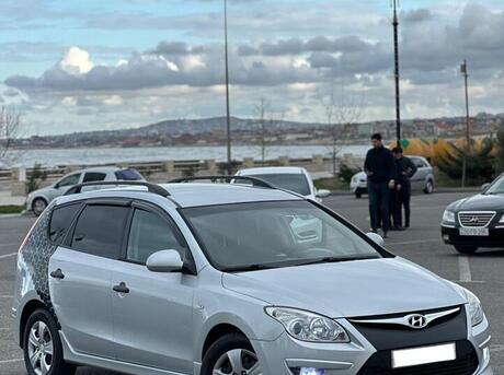 Hyundai i30 2011
