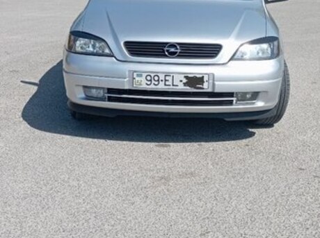 Opel Astra 2000