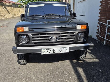 LADA (VAZ) Niva 2022