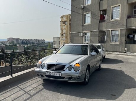 Mercedes E 200 2001