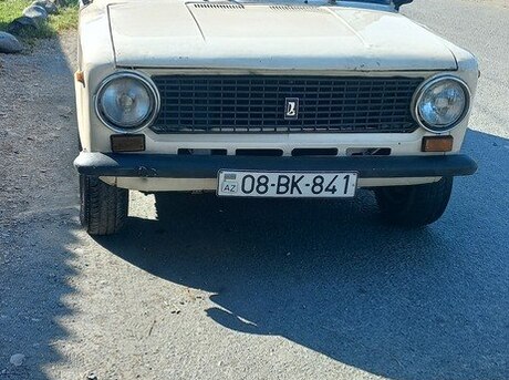 LADA (VAZ) 21011 1985