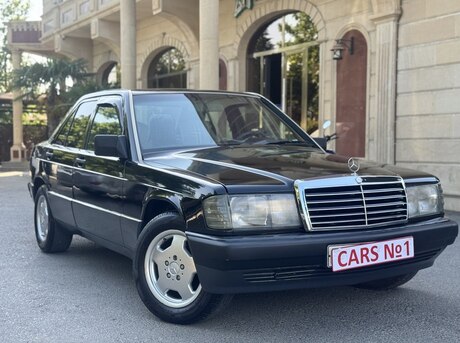 Mercedes 190