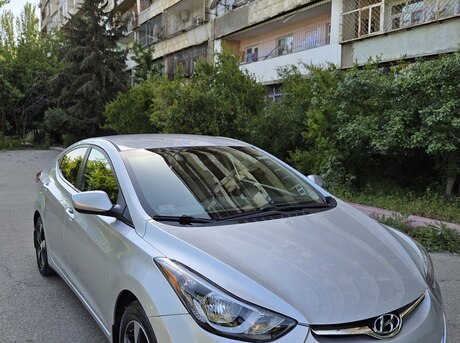 Hyundai Elantra 2015