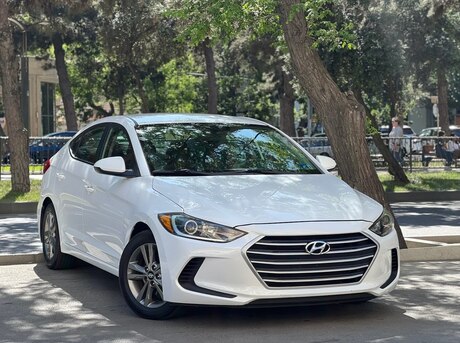 Hyundai Elantra 2018