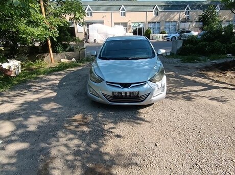 Hyundai Elantra 2015