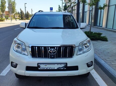 Toyota Land Cruiser Prado 2012