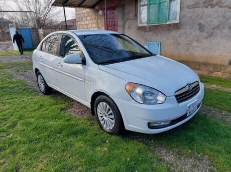 Hyundai Accent 2009