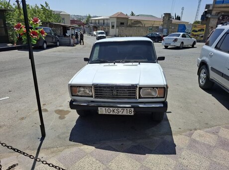 LADA (VAZ) 2107