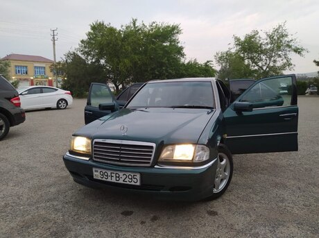 Mercedes C 230 1998