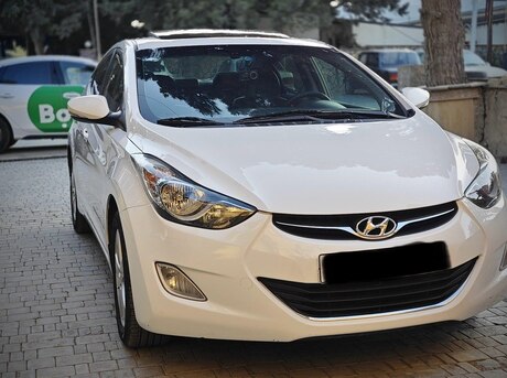 Hyundai Elantra 2011