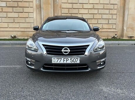 Nissan Altima