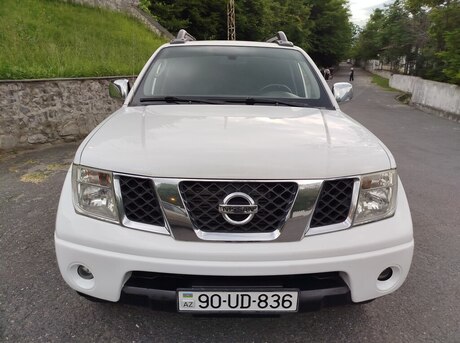 Nissan Navara 2012