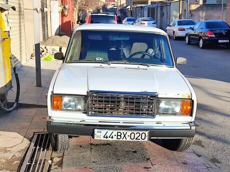 LADA (VAZ) 2107