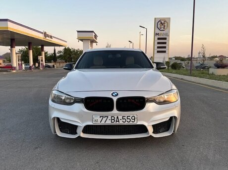 BMW 328 2012
