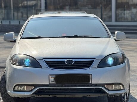 Daewoo Gentra 2013