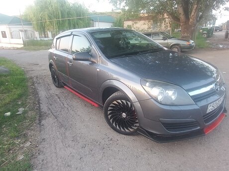 Opel Astra 2005