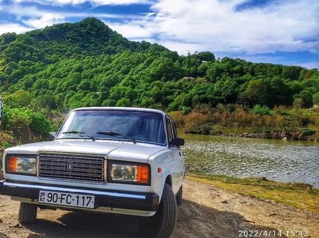LADA (VAZ) 2107
