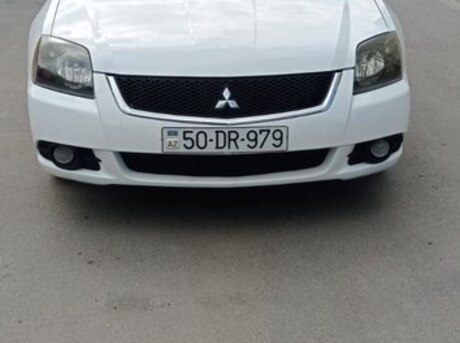 Mitsubishi Galant