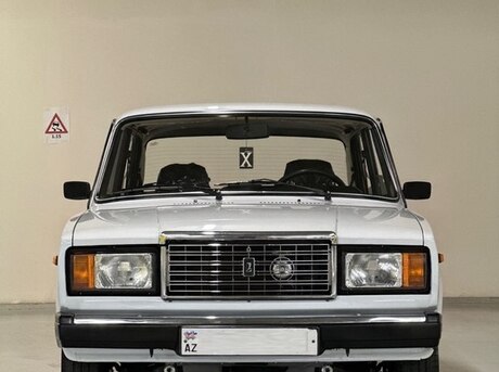 LADA (VAZ) 2107 2010