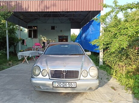 Mercedes E 200 1998