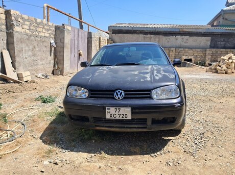 Volkswagen Golf 2000